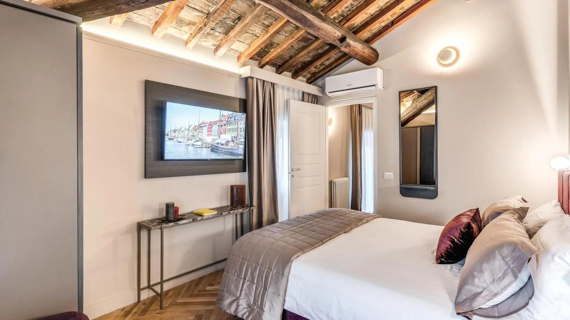 Palazzo Ottavia - La Maison D'Art Collection Rom